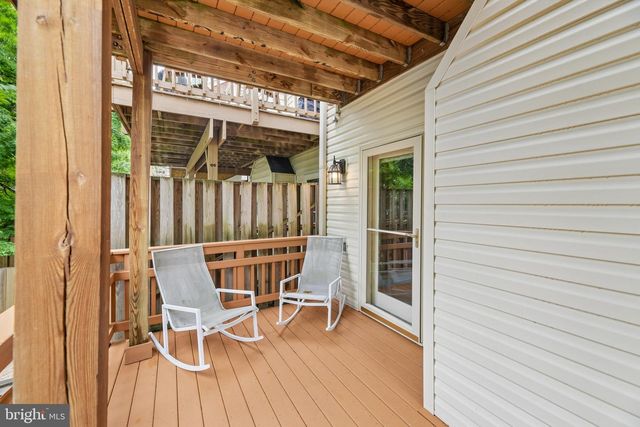 1715 DOGWOOD DR, Alexandria, VA 22302