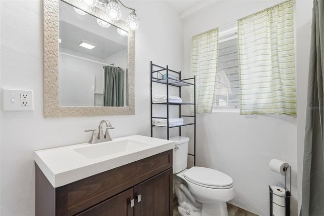 42 LAKE SHORE DRIVE, Palm Harbor, FL 34684