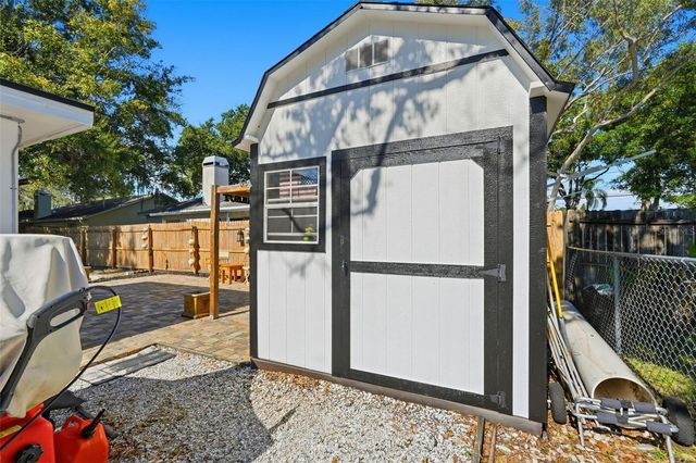 42 LAKE SHORE DRIVE, Palm Harbor, FL 34684