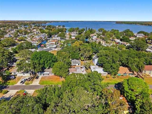 42 LAKE SHORE DRIVE, Palm Harbor, FL 34684