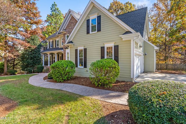 205 Sunset Grove Drive, Holly Springs, NC 27540
