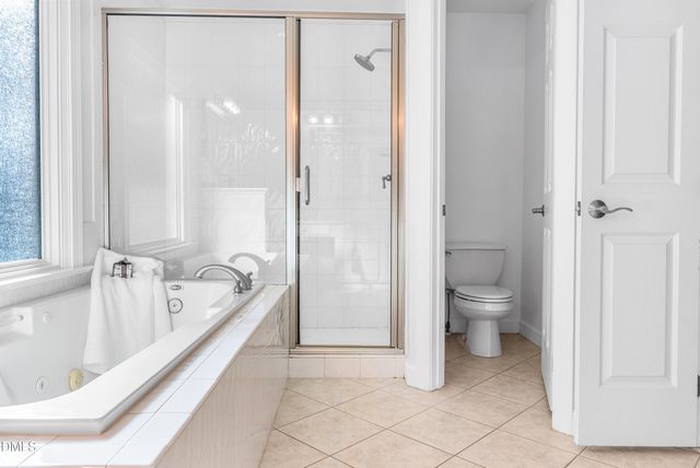 205 Sunset Grove Drive, Holly Springs, NC 27540