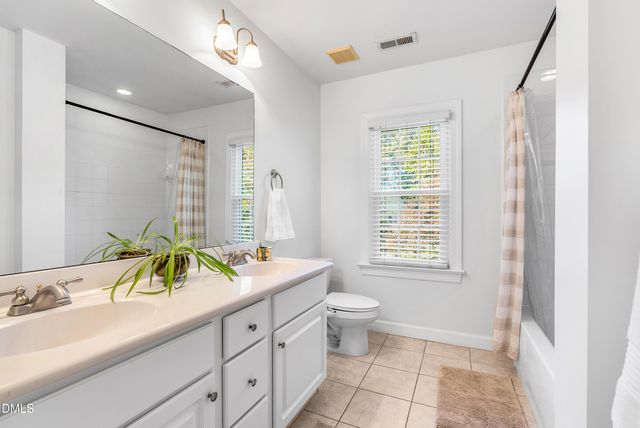 205 Sunset Grove Drive, Holly Springs, NC 27540