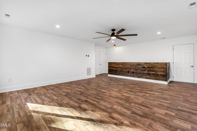 205 Sunset Grove Drive, Holly Springs, NC 27540