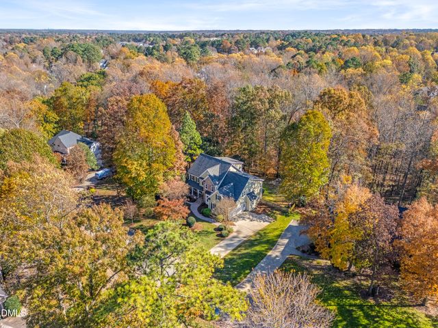 205 Sunset Grove Drive, Holly Springs, NC 27540