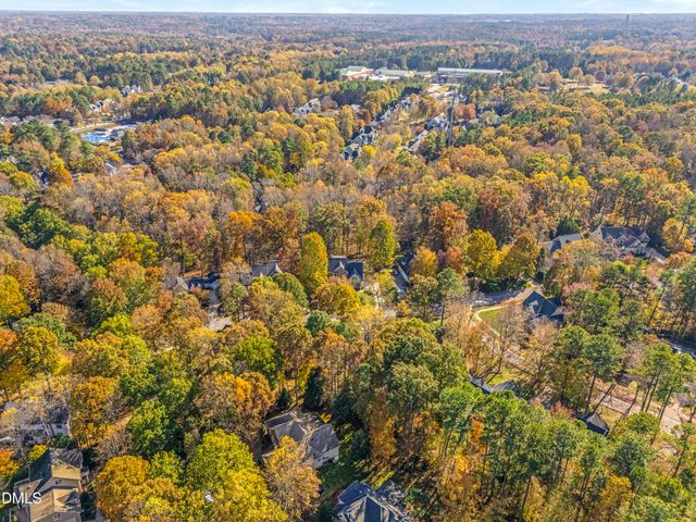 205 Sunset Grove Drive, Holly Springs, NC 27540