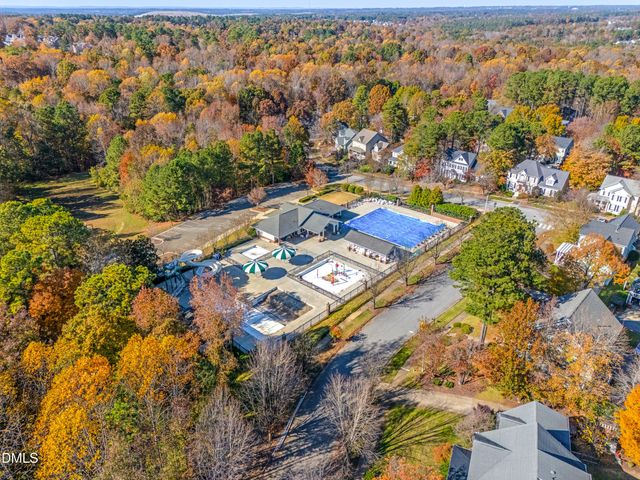 205 Sunset Grove Drive, Holly Springs, NC 27540