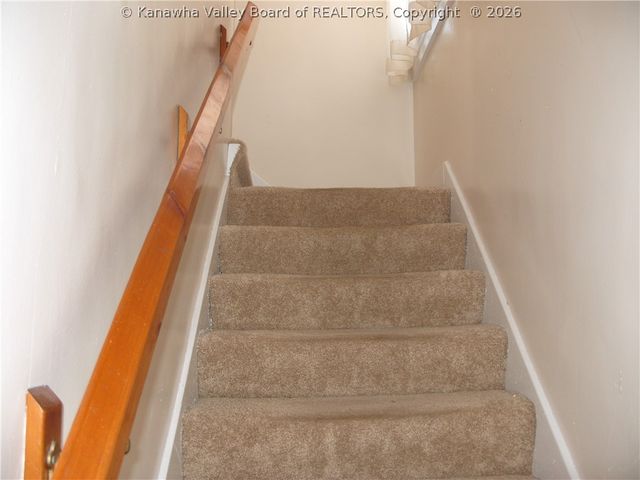 60 C Street, Boomer, WV 25031