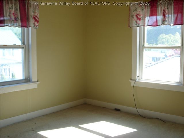 60 C Street, Boomer, WV 25031
