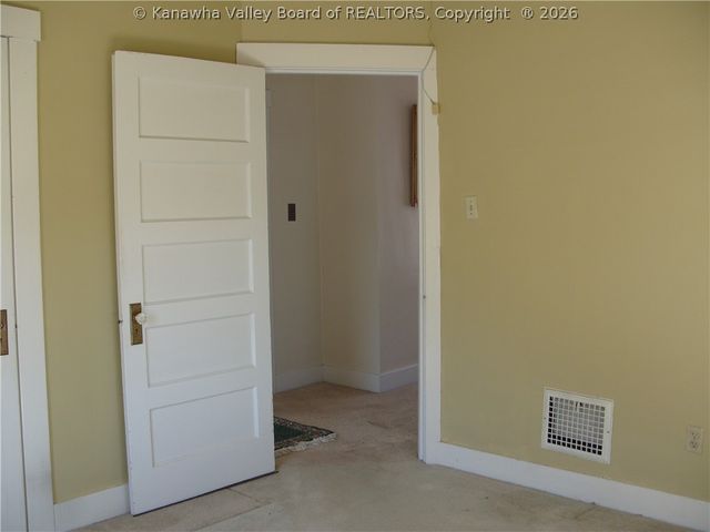 60 C Street, Boomer, WV 25031