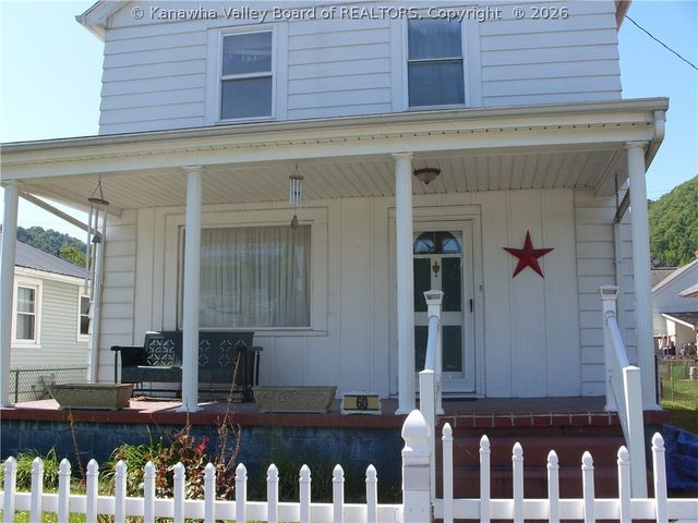 60 C Street, Boomer, WV 25031