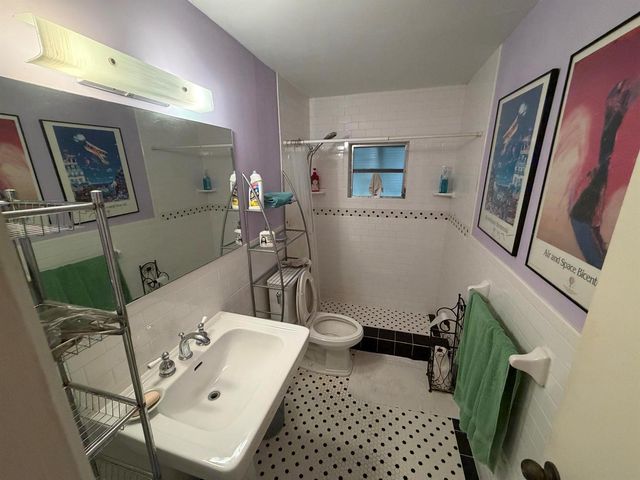 42 SW 6th Street, Dania Beach, FL 33004