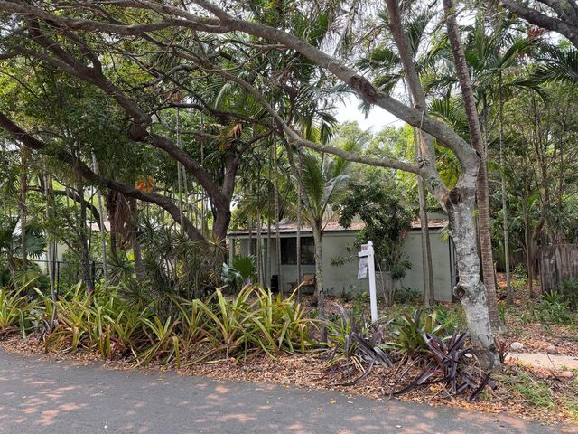 42 SW 6th Street, Dania Beach, FL 33004