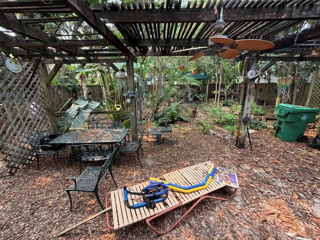 42 SW 6th Street, Dania Beach, FL 33004