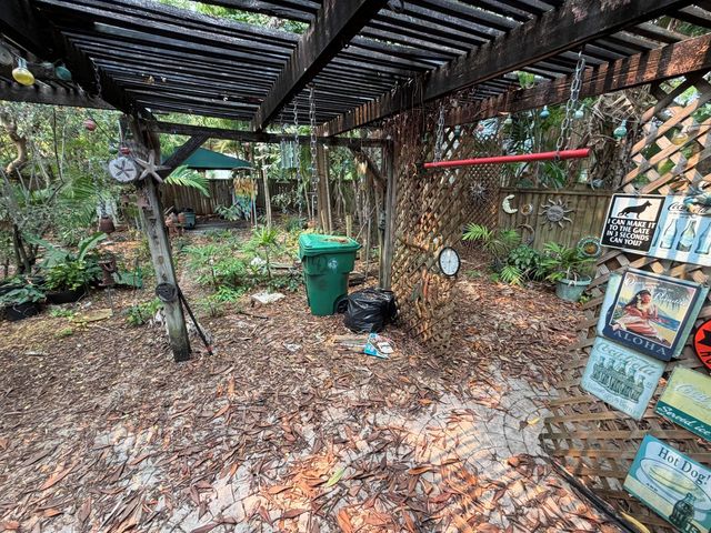 42 SW 6th Street, Dania Beach, FL 33004