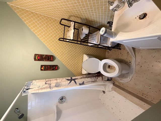 42 SW 6th Street, Dania Beach, FL 33004