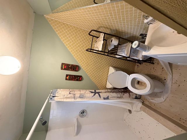 42 SW 6th Street, Dania Beach, FL 33004