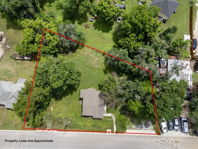 262 E Pine Street, Rogers, AR 72756
