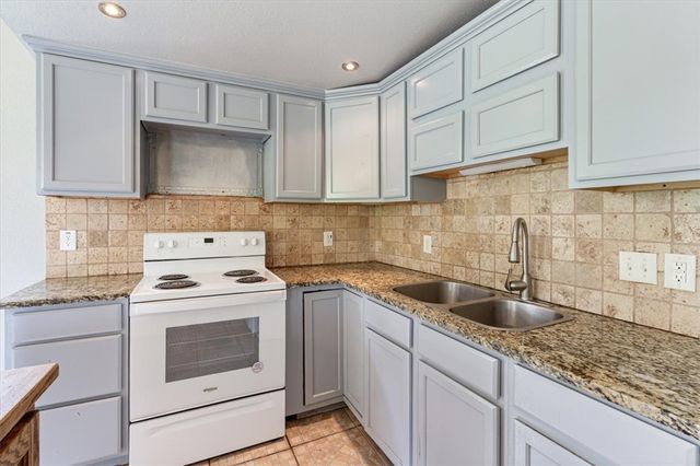 262 E Pine Street, Rogers, AR 72756
