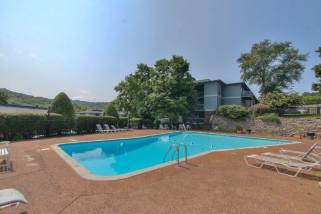 21 Vaughns Gap Rd Apt 143, Nashville, TN 37205