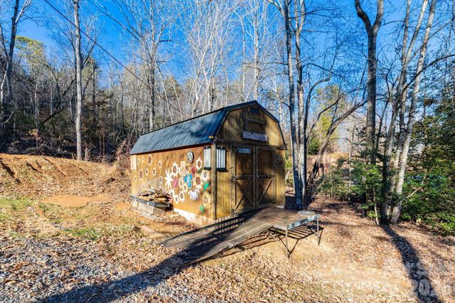 87 Hickory Nut Trace, Old Fort, NC 28762