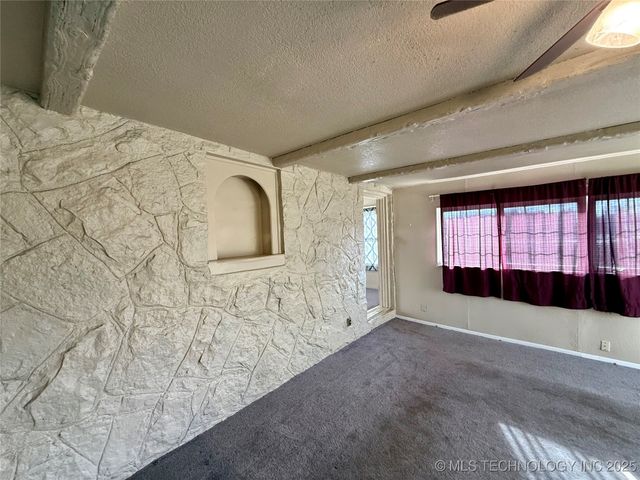 1009 Seminary Avenue, Tahlequah, OK 74464