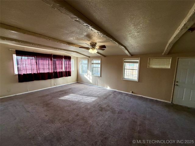 1009 Seminary Avenue, Tahlequah, OK 74464