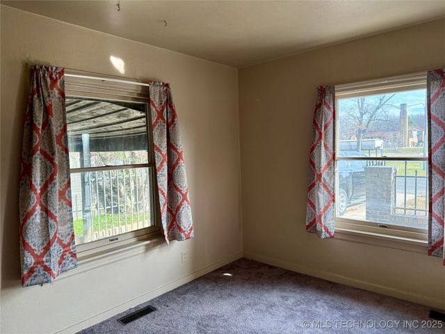 1009 Seminary Avenue, Tahlequah, OK 74464