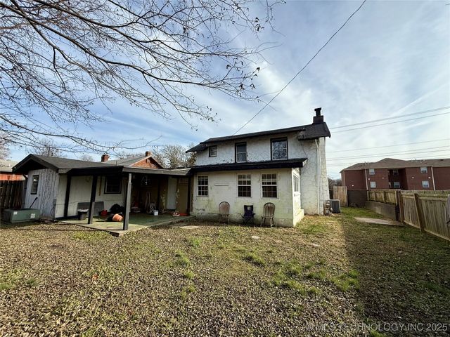 1009 Seminary Avenue, Tahlequah, OK 74464