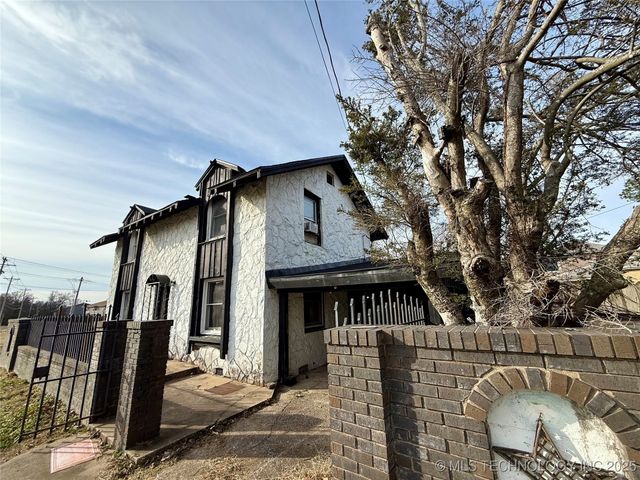 1009 Seminary Avenue, Tahlequah, OK 74464