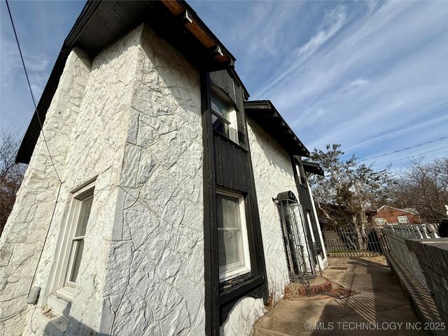 1009 Seminary Avenue, Tahlequah, OK 74464