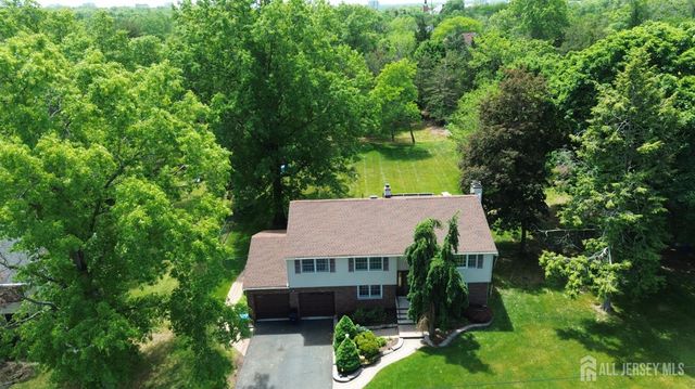 23 Dunbar Avenue, Piscataway, NJ 08854