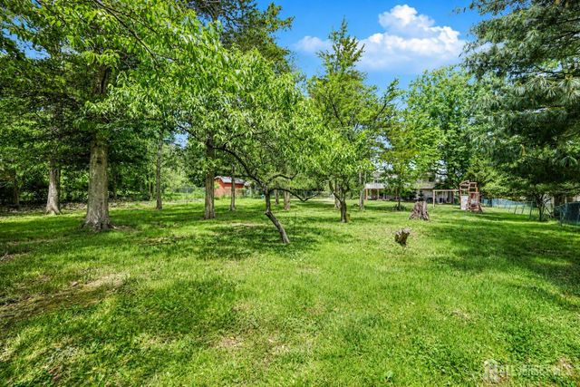 23 Dunbar Avenue, Piscataway, NJ 08854