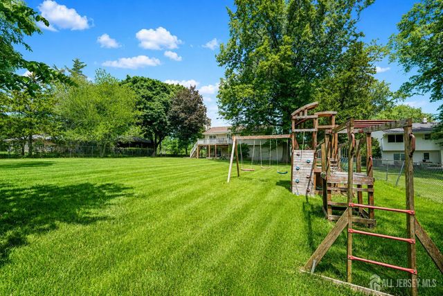 23 Dunbar Avenue, Piscataway, NJ 08854