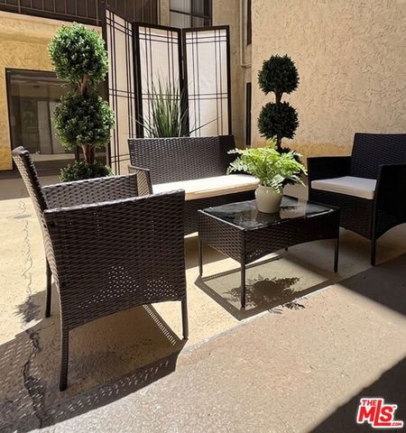 1750 Camino Palmero Street 237, Los Angeles, CA 90046
