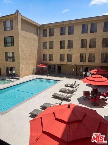 1750 Camino Palmero Street 237, Los Angeles, CA 90046