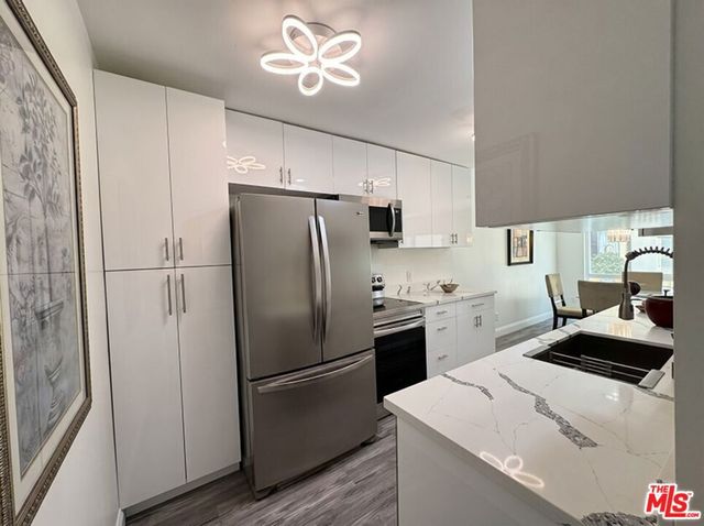 1750 Camino Palmero Street 237, Los Angeles, CA 90046