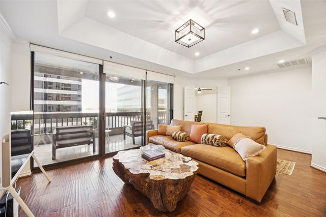5909 Luther Lane 800, Dallas, TX 75225