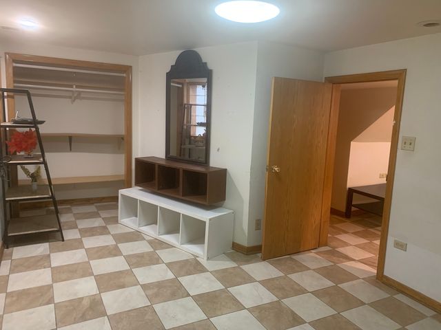 4418 N Albany Avenue, Chicago, IL 60625