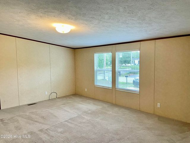 5152 Green Heron Drive SW, Shallotte, NC 28470