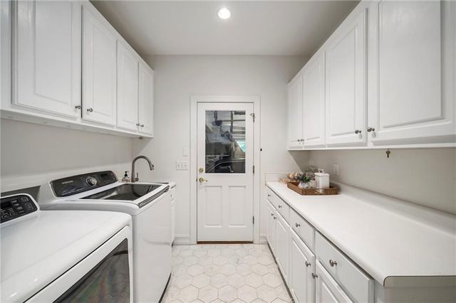 16540 Hopewell Road, Alpharetta, GA 30004