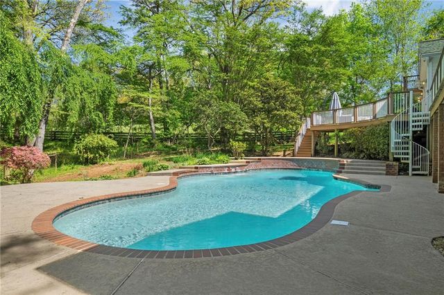 16540 Hopewell Road, Alpharetta, GA 30004