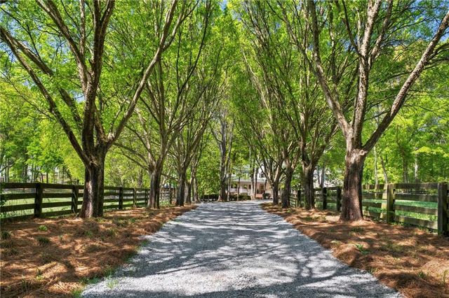 16540 Hopewell Road, Alpharetta, GA 30004