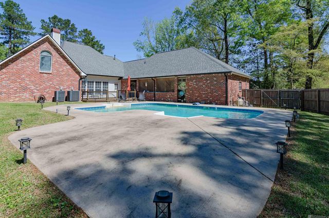 12636 Pecos Ave, Greenwell Springs, LA 70739