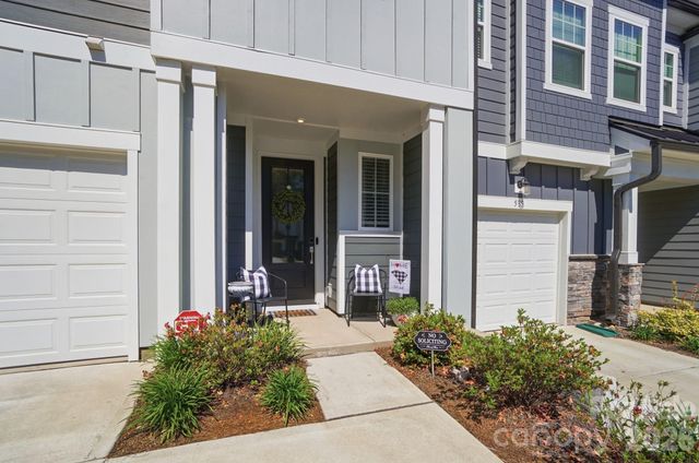537 Madison Falls Court, Fort Mill, SC 29708