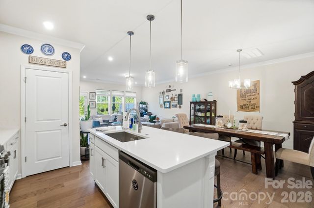 537 Madison Falls Court, Fort Mill, SC 29708