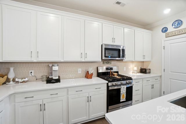 537 Madison Falls Court, Fort Mill, SC 29708