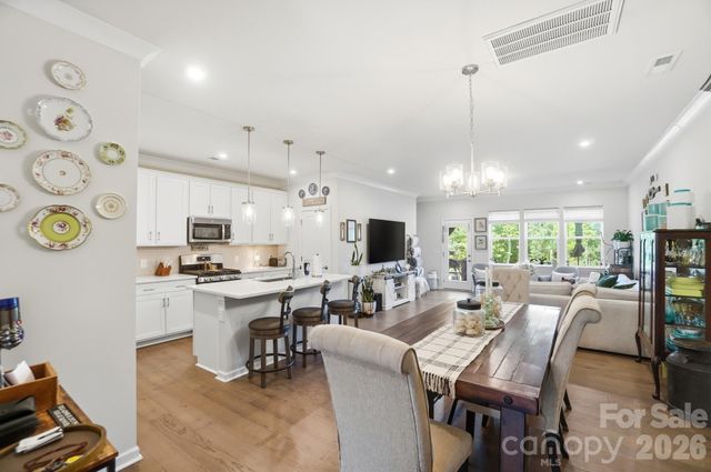 537 Madison Falls Court, Fort Mill, SC 29708