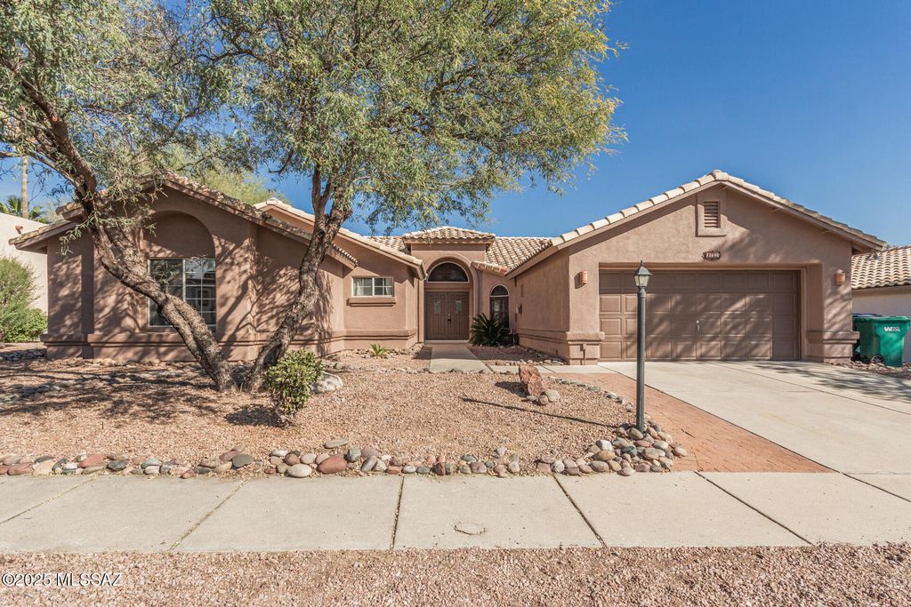 12690 N Bandanna Way, Oro Valley, AZ 85755