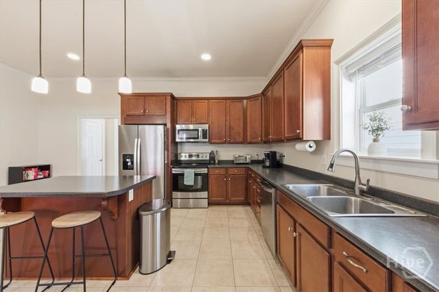 516 W 37th Street, Savannah, GA 31415